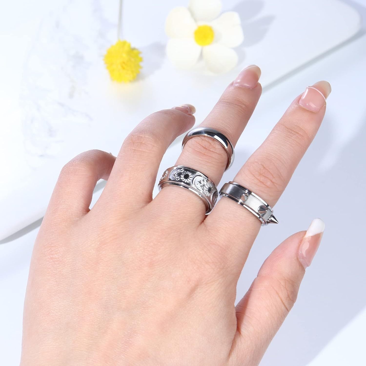 8pcs Fidget Rings for Anxiety 316L Stainless Steel Spinner Ring Anxiety Ring Spinning Moon Star Flower Cool Relaxing Rings for Teenager Teenager, For Teenager