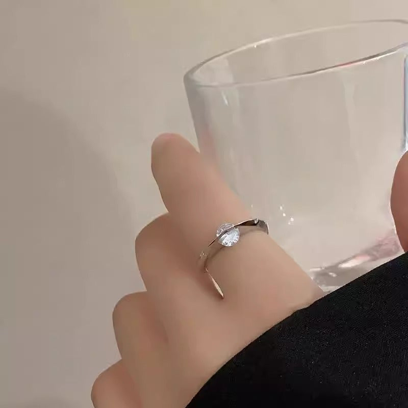 1pc Rotatable Ring for Women - Adjustable Stainless Steel Band with Sparkling Cubic Zirconia, Vintage Elegant Design for Daily Wear & Gift Giving, Year-Round Versatile Accessory, Gift for Her, Sophisticated Style, Durable Jewelry